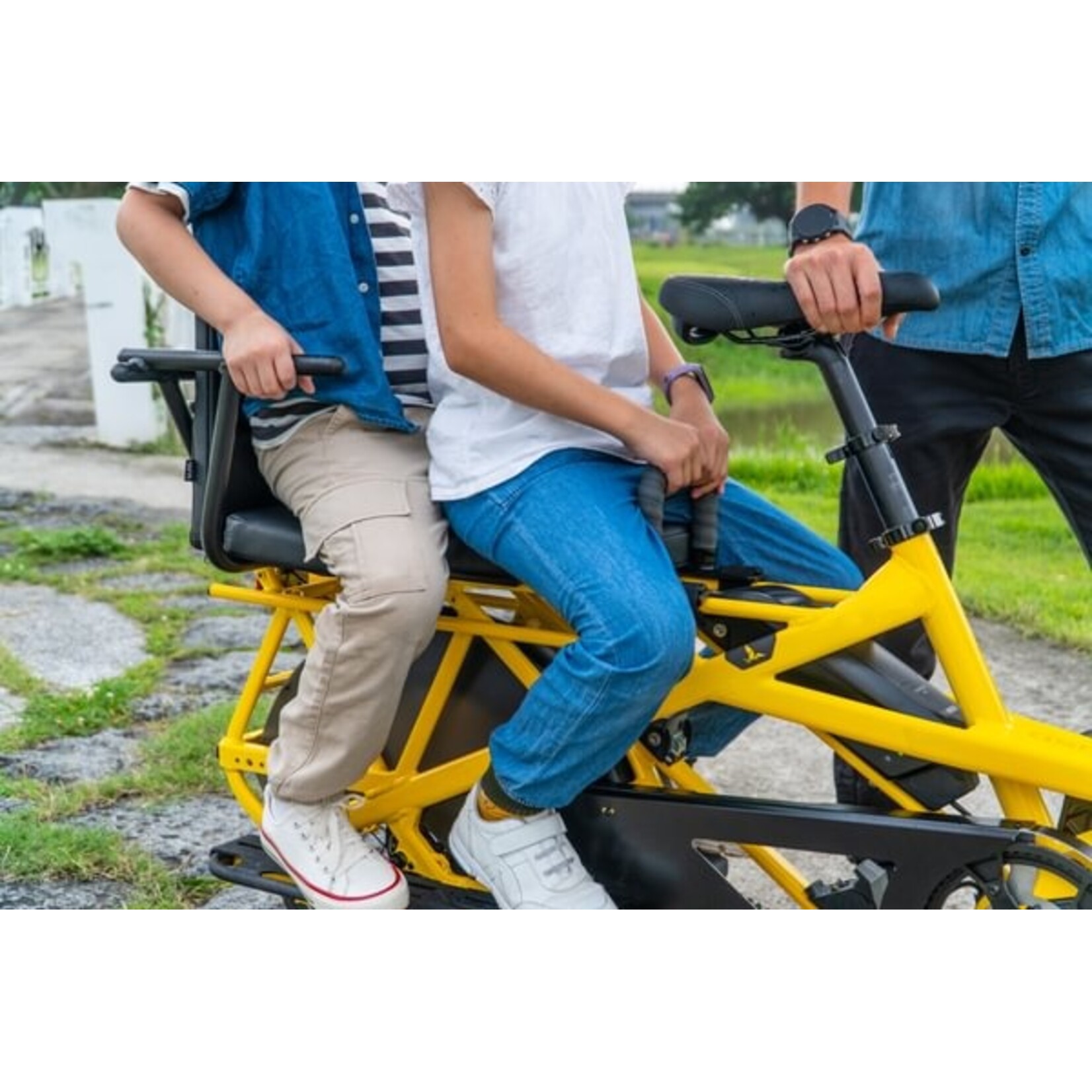 Tern Tern, Sidekick Handle