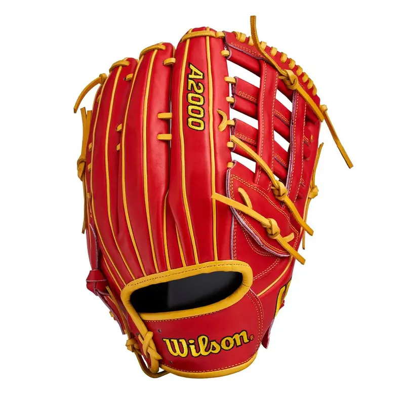 Wilson Wilson 2024 A2000 Slowpitch Glove | 13.5" | Red / Yellow