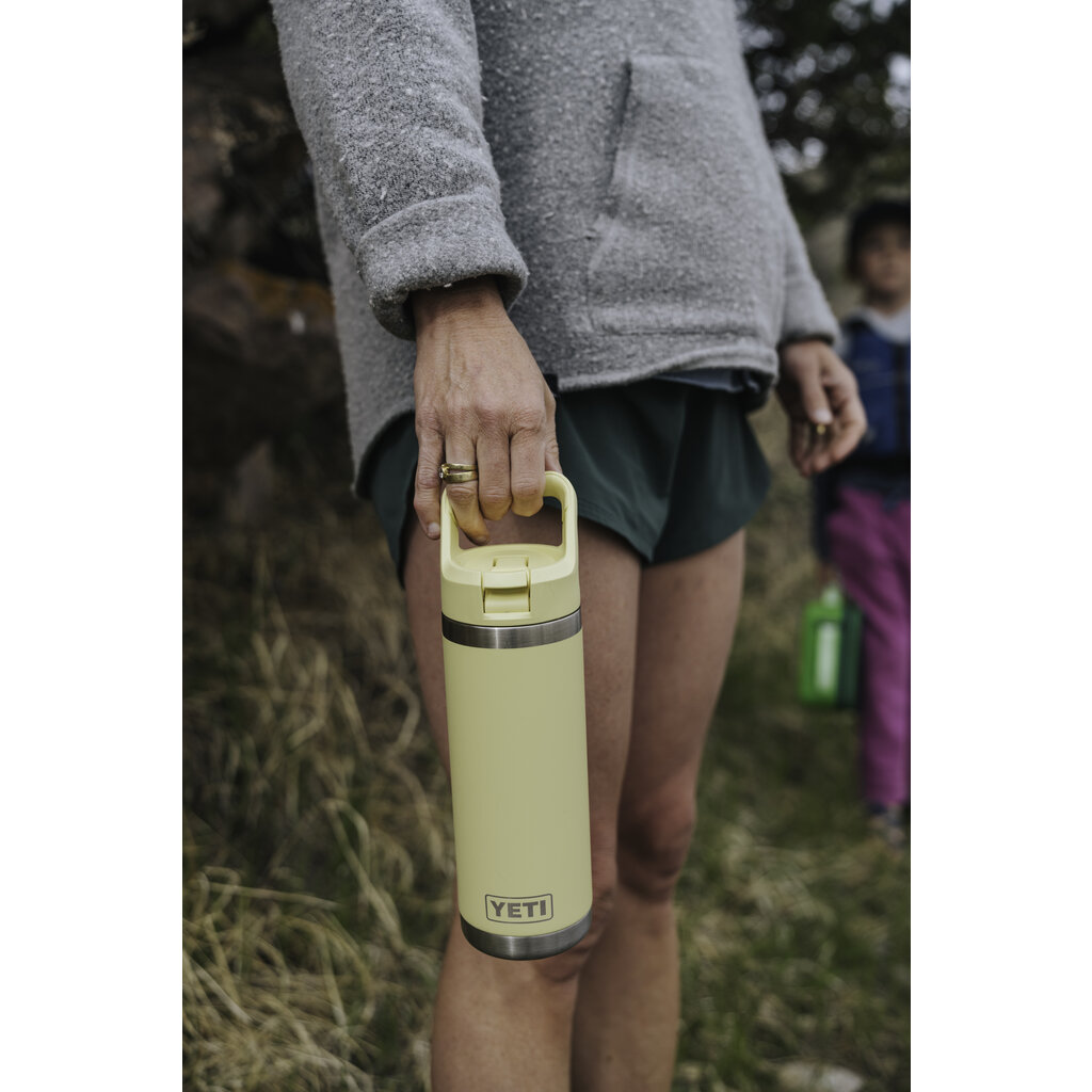 YETI Rambler® 18oz (532 ml) Water Bottle – Colour-Matched Straw Cap – Vacuum Insulated – Leakproof – Stainless Steel