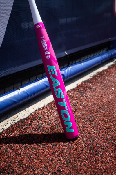 Batte De Softball Easton Tantrum 13 – 34″ – 26 Oz – Équilibrée – USSSA Slowpitch – Neuve