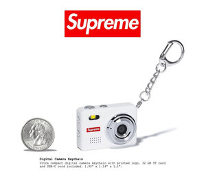 Supreme Digital Camera Keychain シュプリーム supreme-supreme-digital-camera