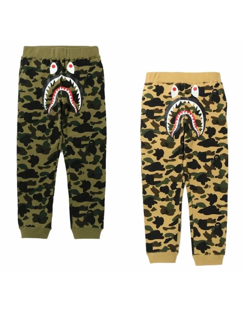 Abathing Ape BAPE SHARK 1ST CAMO SWEATPANTS