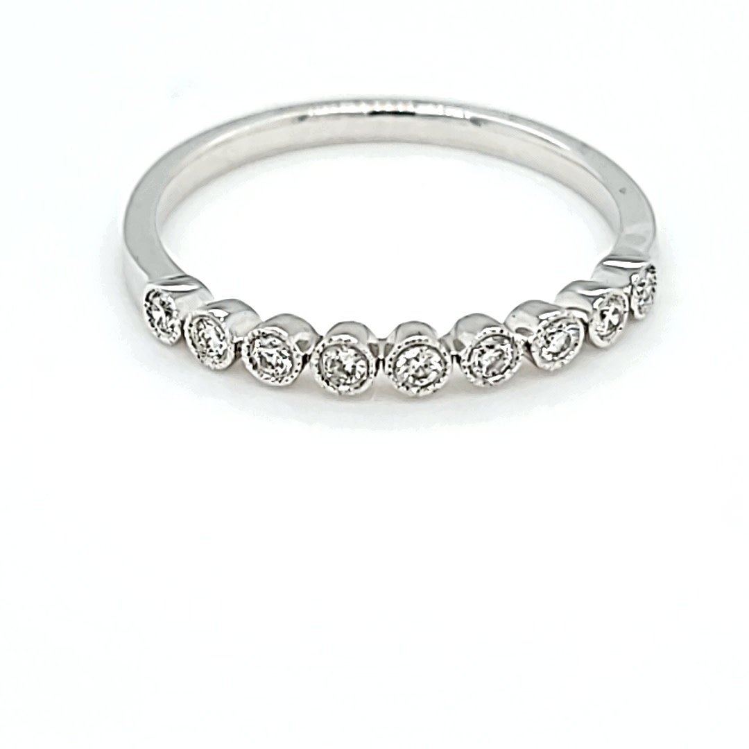 18KW Diamond Stackable Ring 0.14CTTW