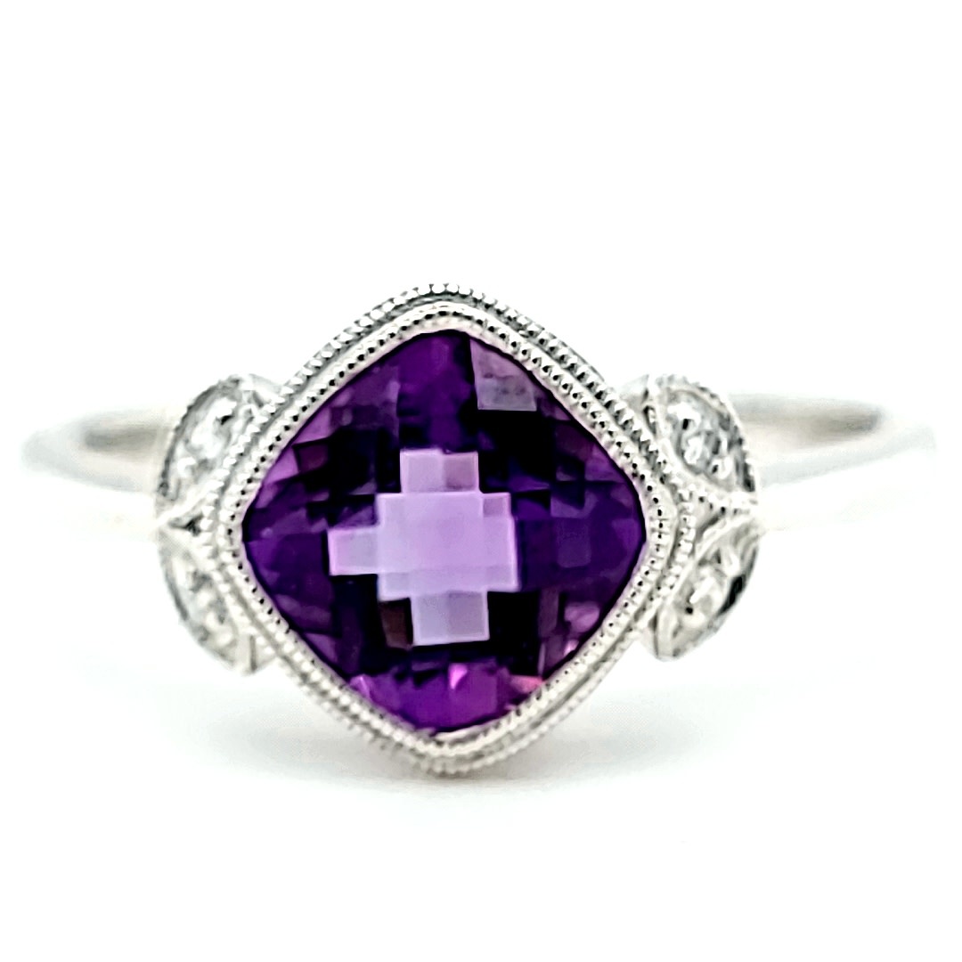 14KW Amethyst and Diamond Fashion Ring