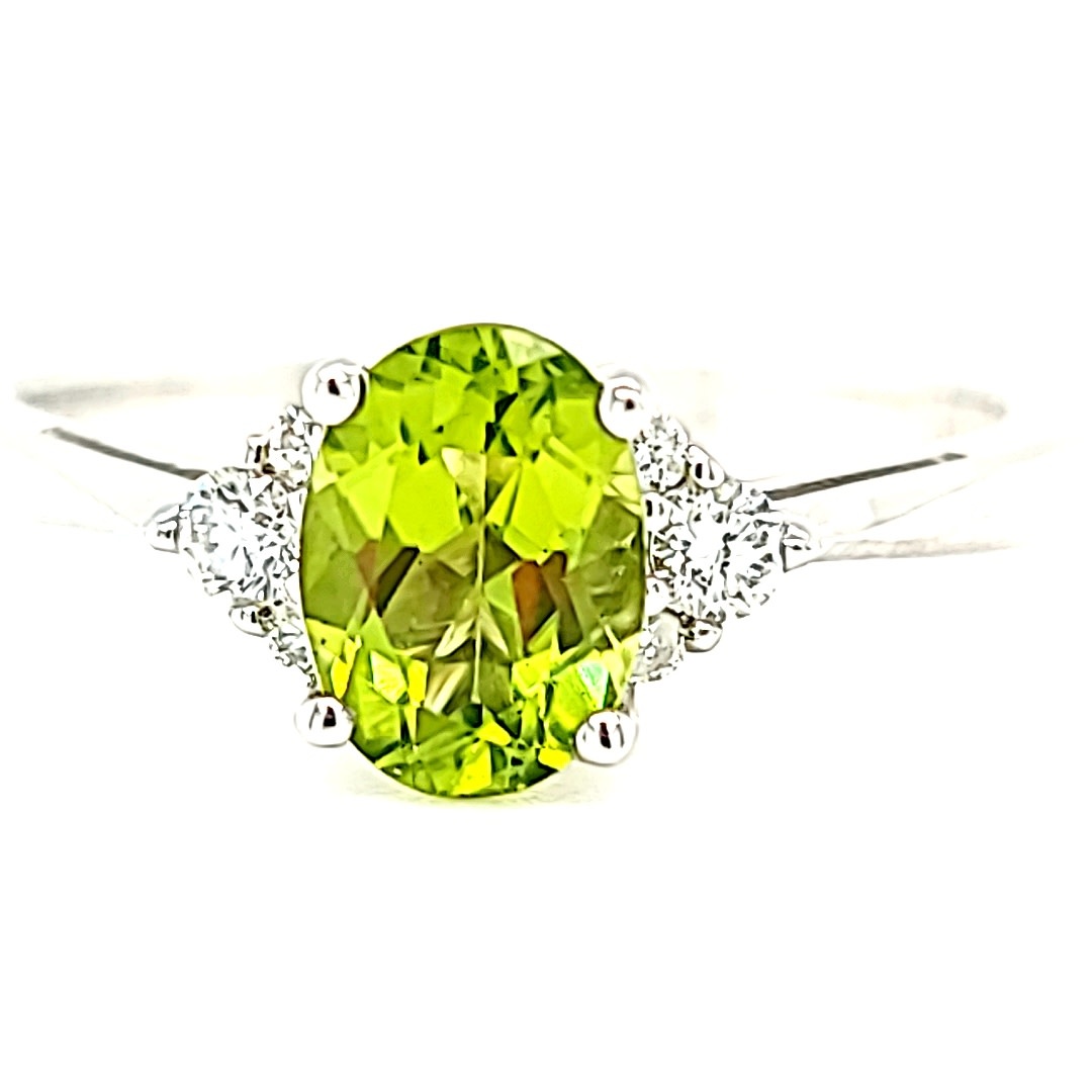 14KW Oval Peridot Ring With Diamond Accents