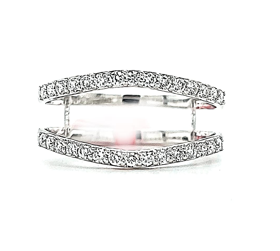 H 14KW LG Diamond Wrap 0.39cttw