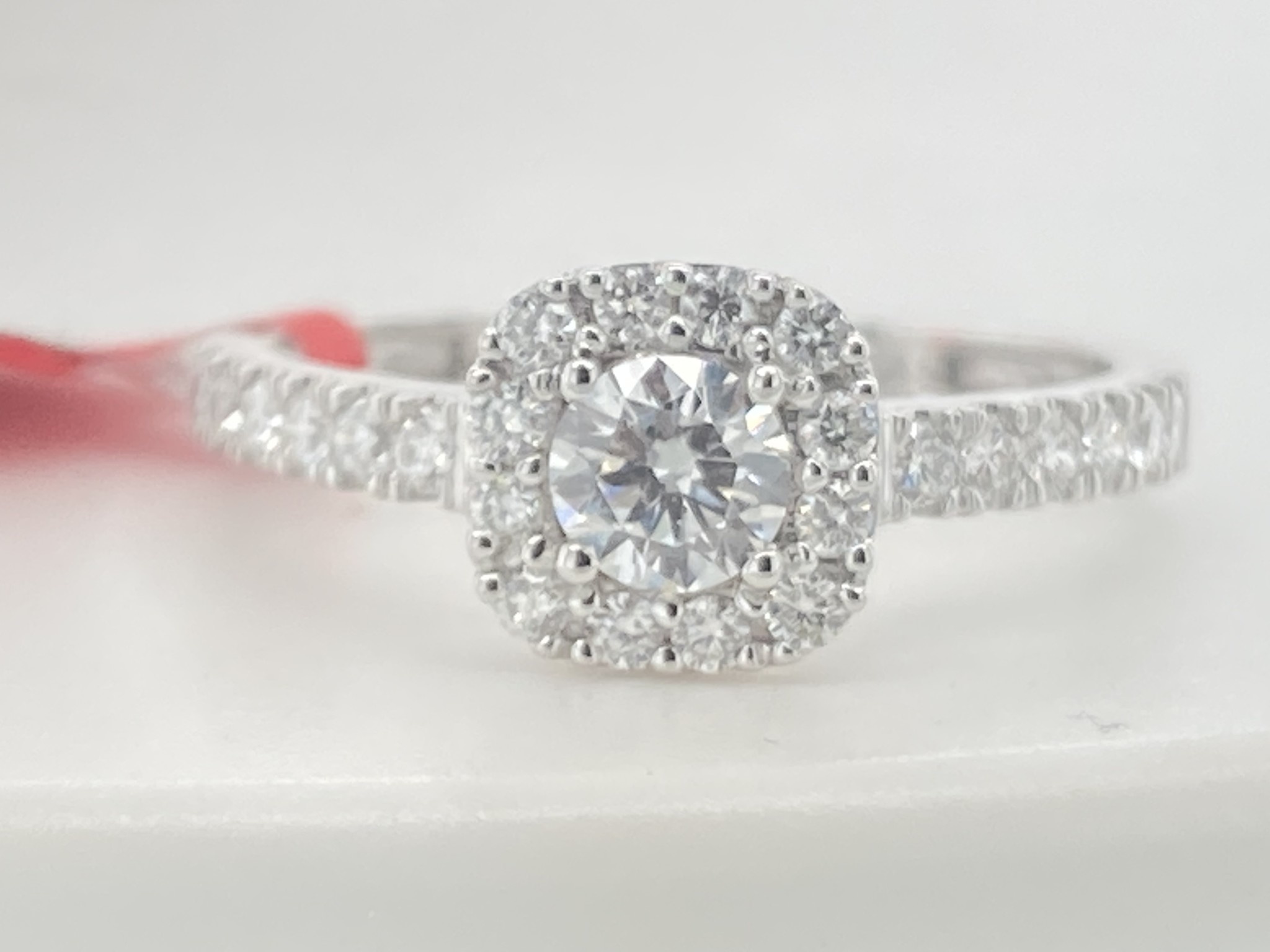 14KW .72TW LG Diamond Engagement Ring