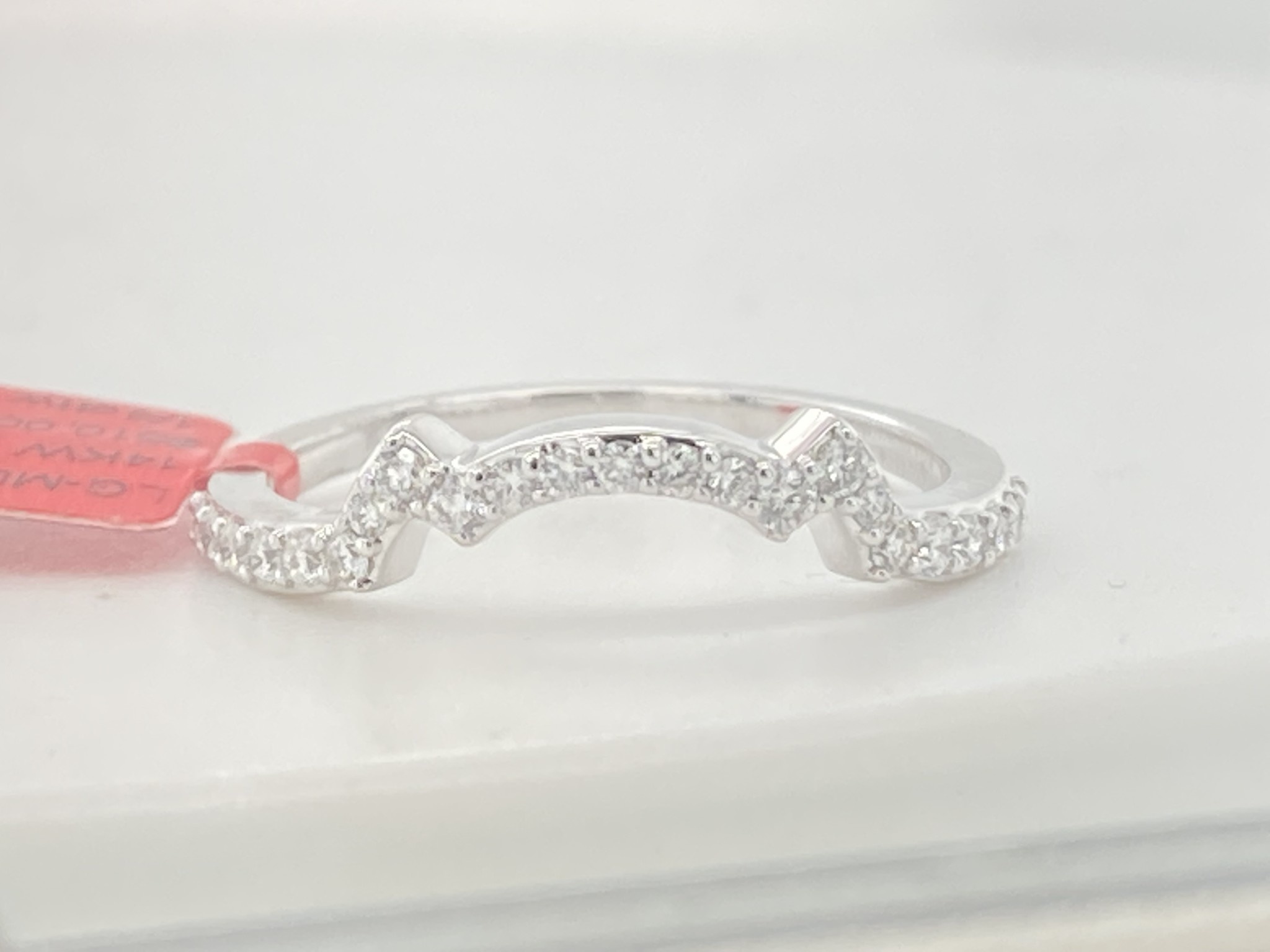 14KW .25TW LG Diamond Wedding Band