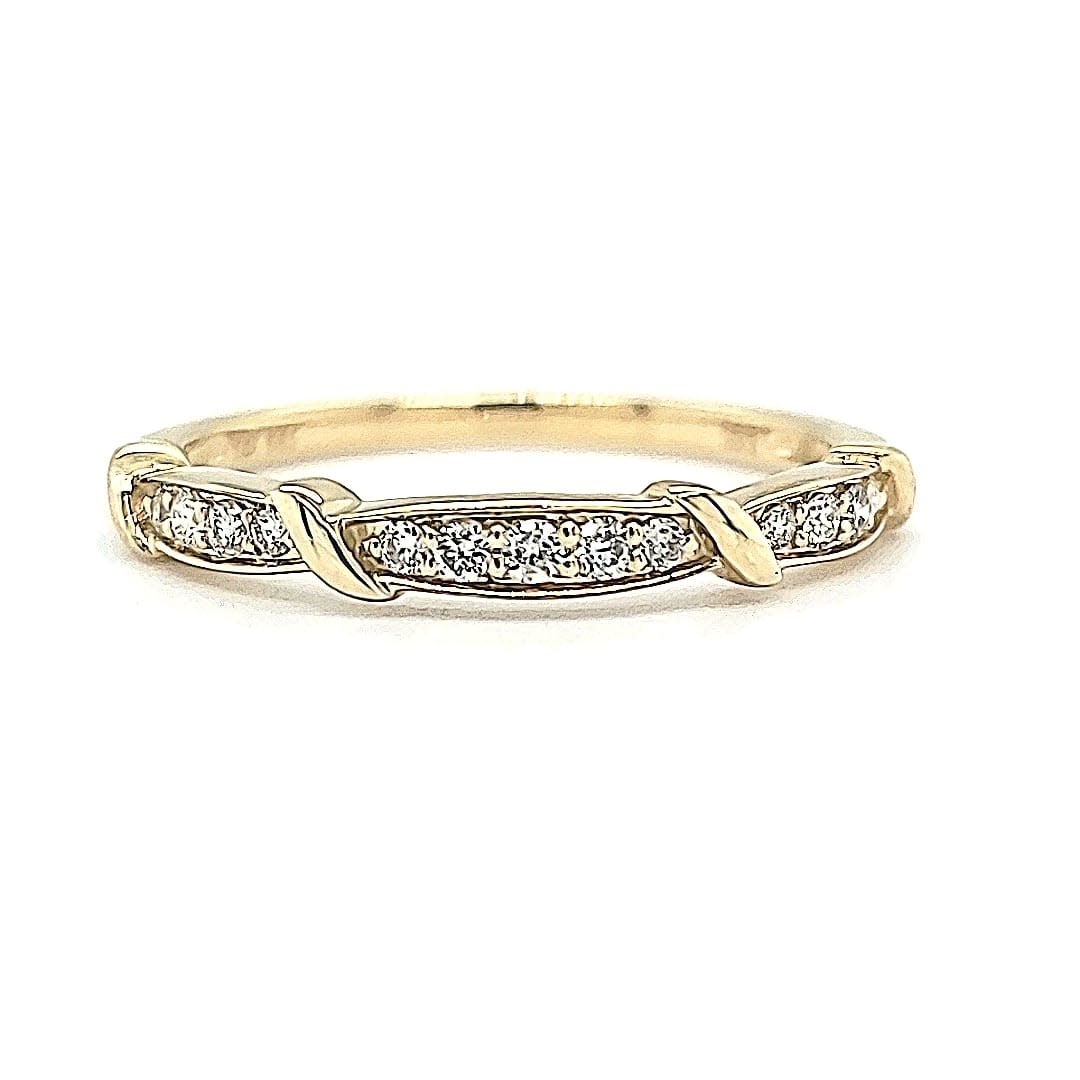 14KY Stackable Band .14tw Natural Diamonds