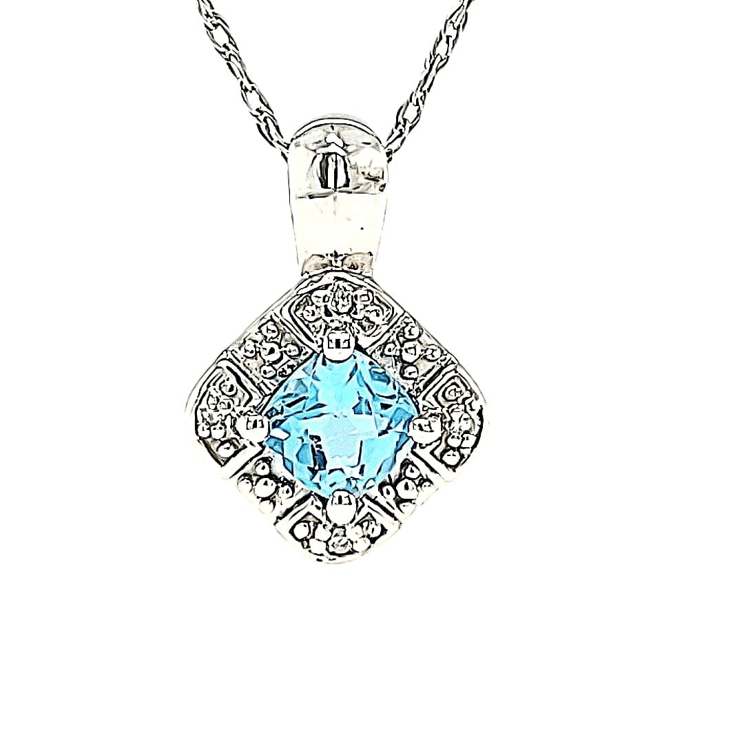 14KW Swiss Blue Topaz Pendant 14KW Swiss Blue Topaz Pendant