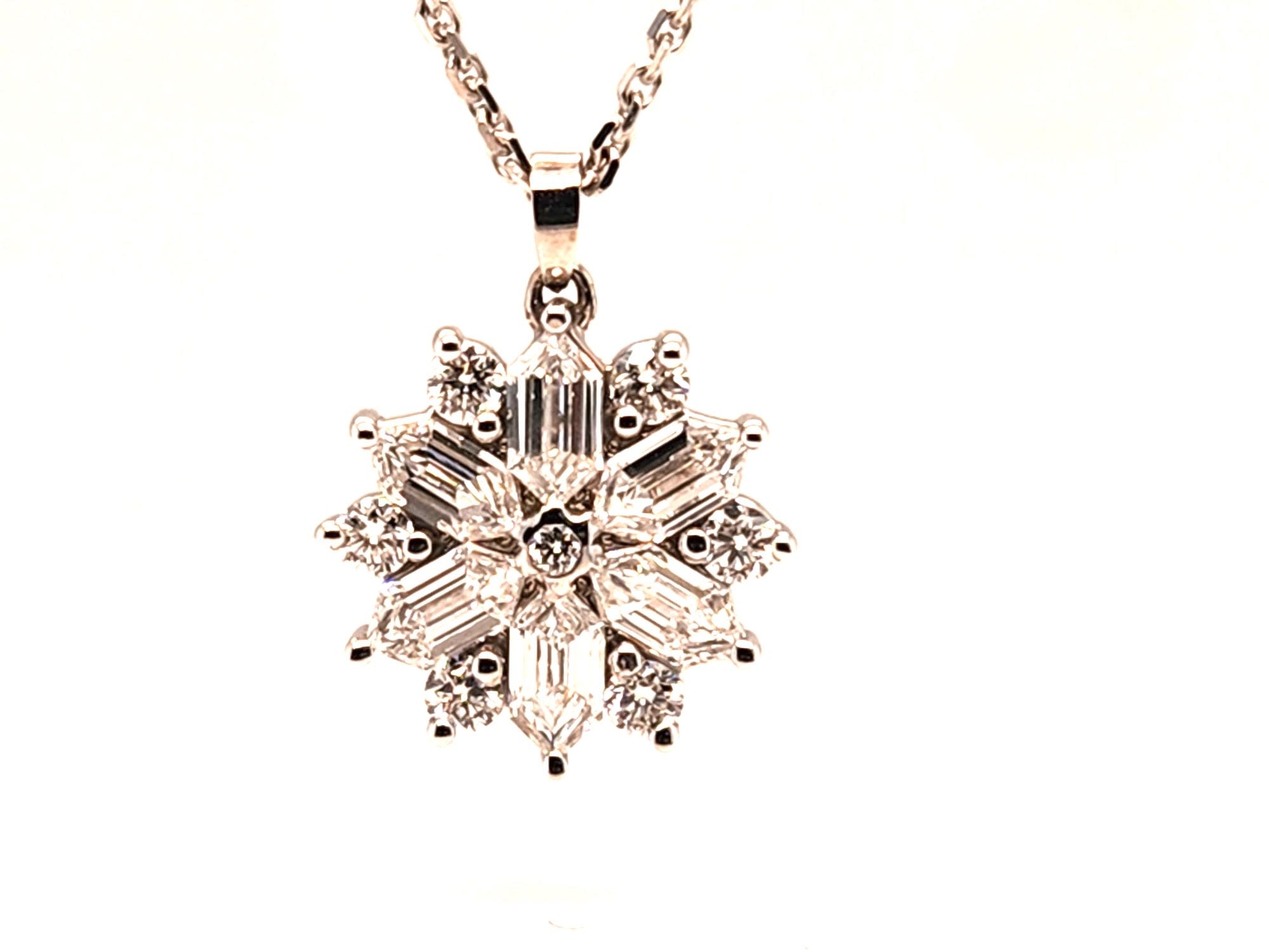 14KW LG Diamond  Starburst Pendant