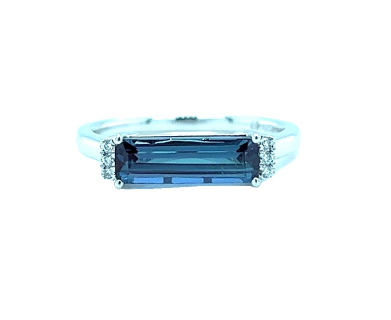 14KW Alexandrite and Diamond Fashion Ring 14KW Alexandrite and Diamond Fashion Ring