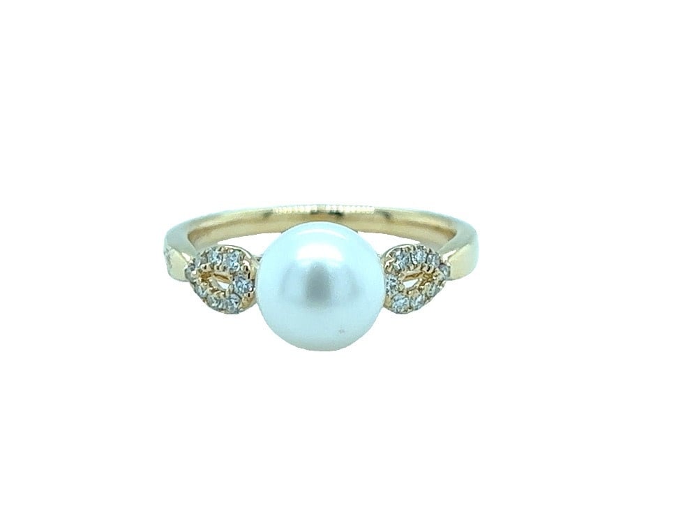 Legend 14KY Pearl and Diamond Fashion Ring