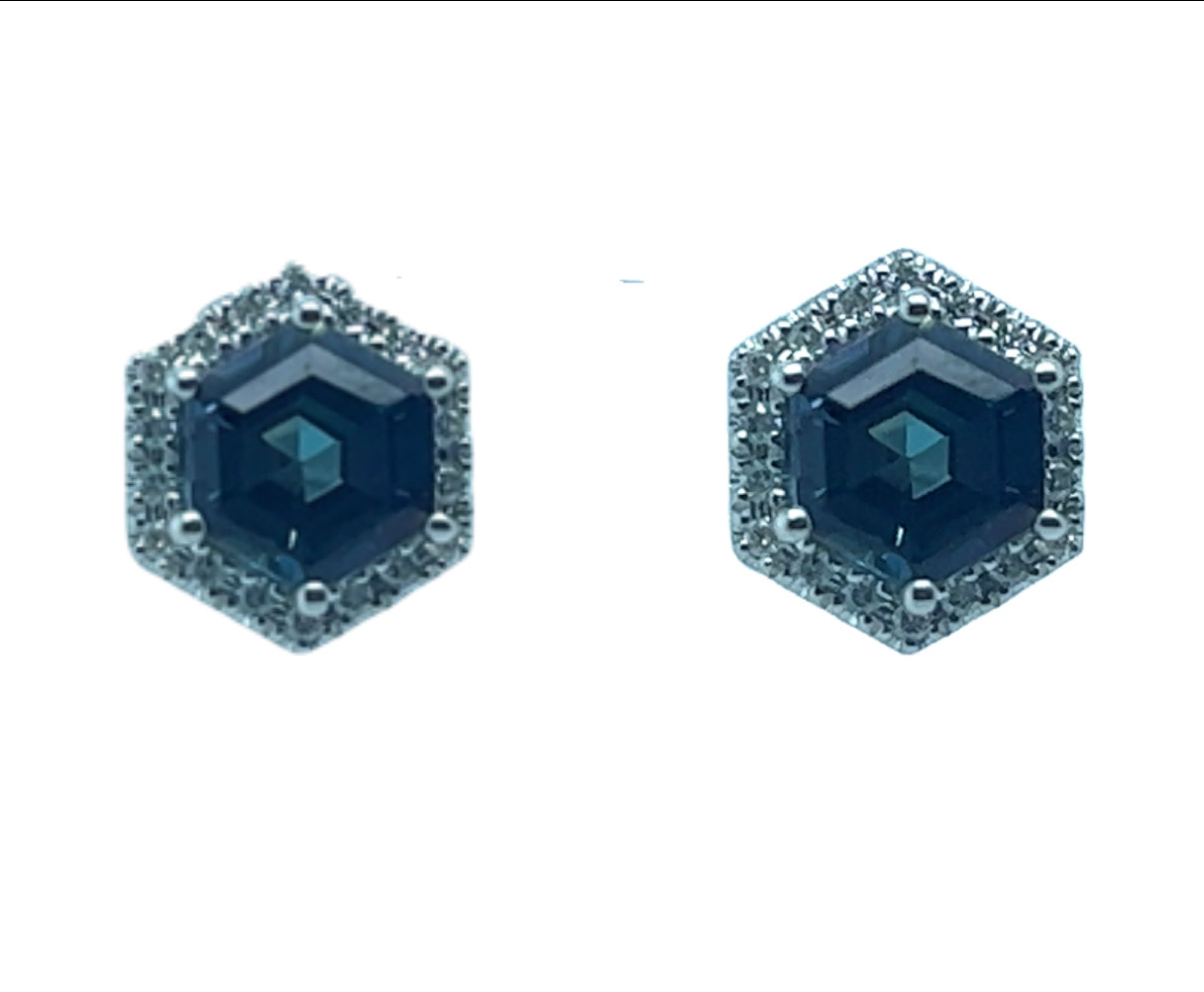 14KW Alexandrite and Diamond Studs