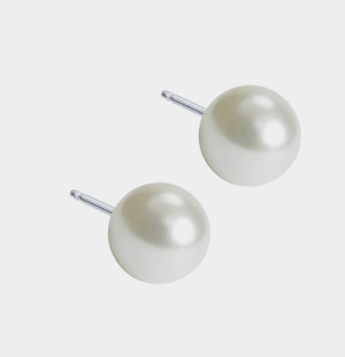 14KW FW Pearl 5.5-6.0mm Stud Earrings 14KW FW Pearl 5.5-6.0mm Stud Earrings