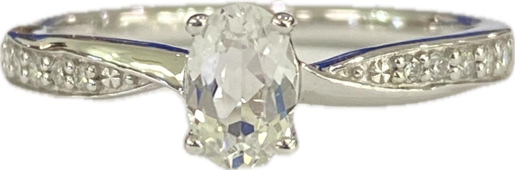 Legend 14KW White Topaz Fashion Ring