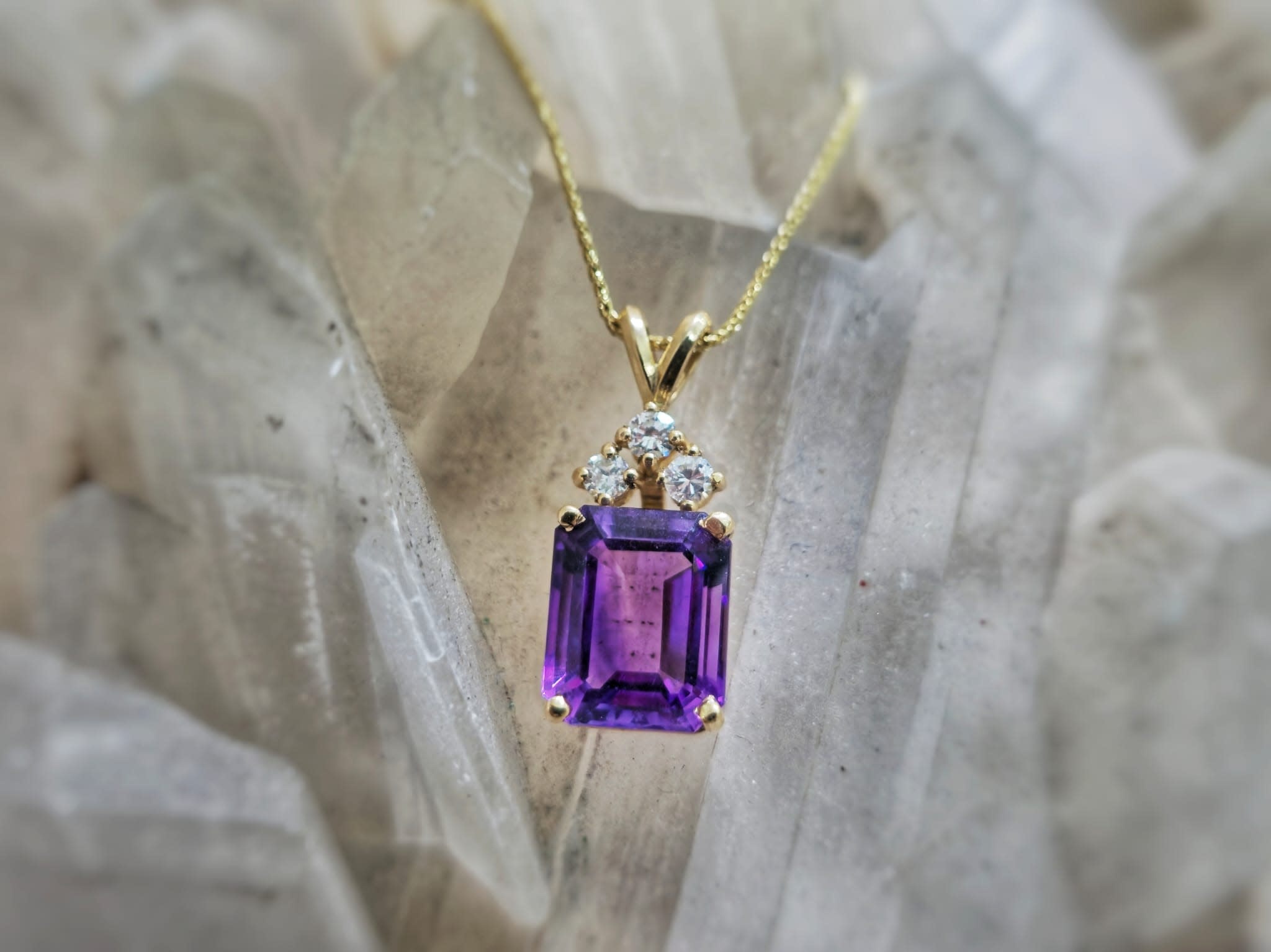 14KY Amethyst and Diamond Pendant