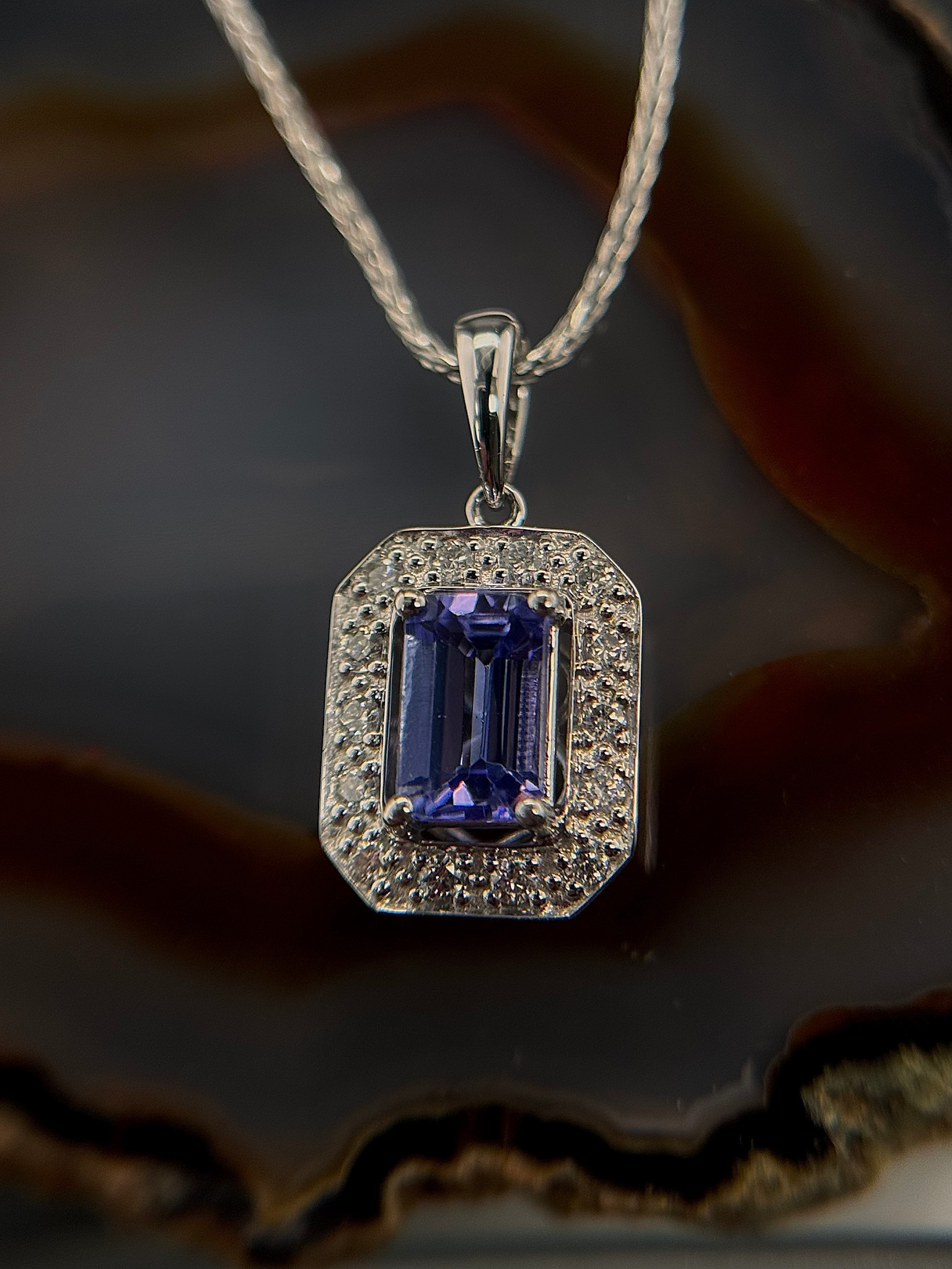 Legend 14KW Tanzanite & Diamond Pendant