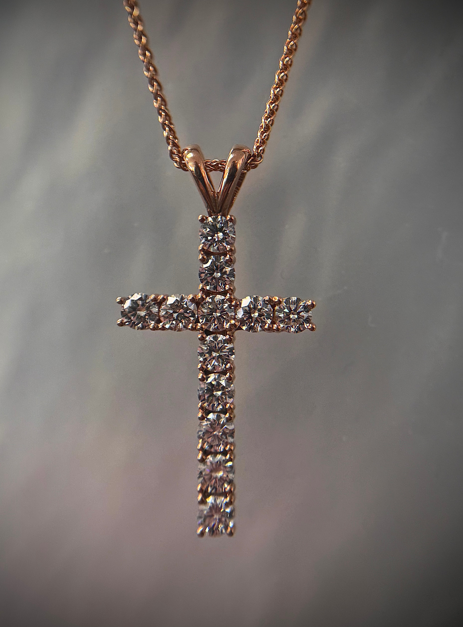 14KR Large 1.2TW Lab Grown Diamond Cross