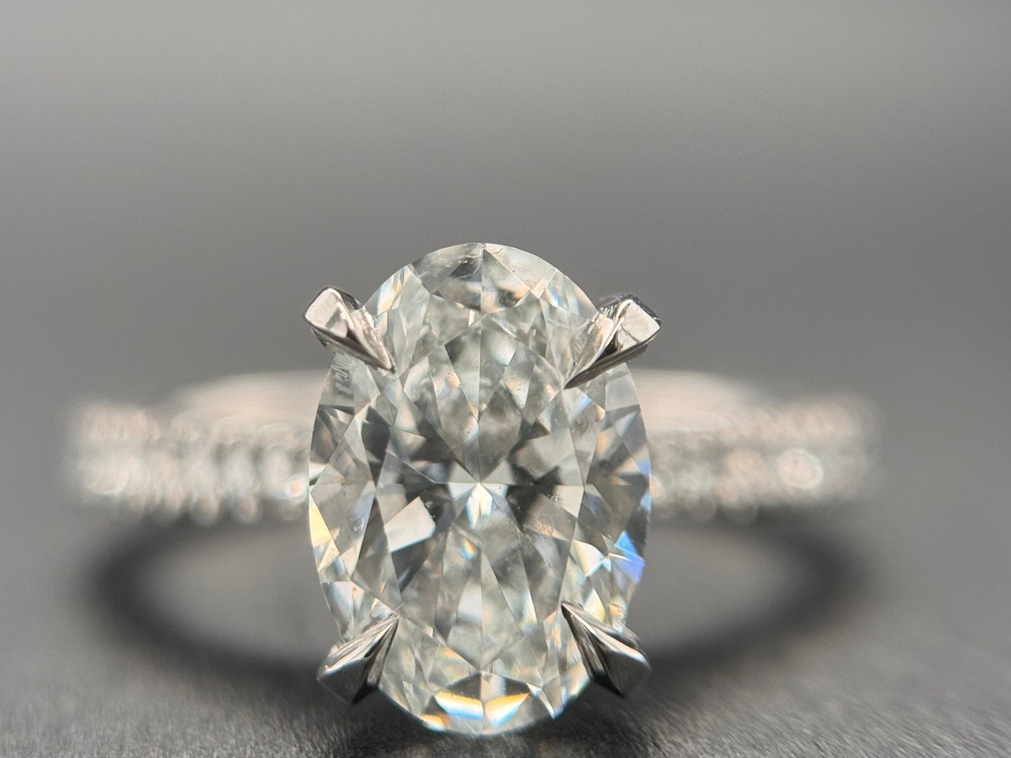 Platinum 2.02 F VVS2 Lab Grown Diamond Engagement Ring LG611353136 Platinum 2.02 F VVS2 Lab Grown Diamond Engagement Ring LG611353136