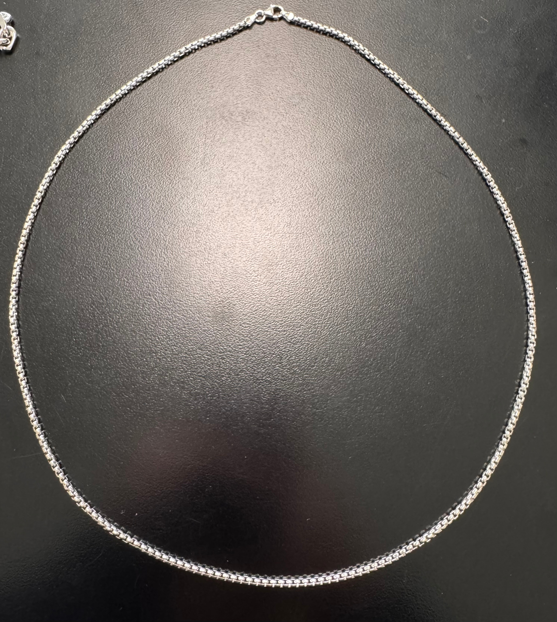 .925 24" Round Box Chain 17.62g