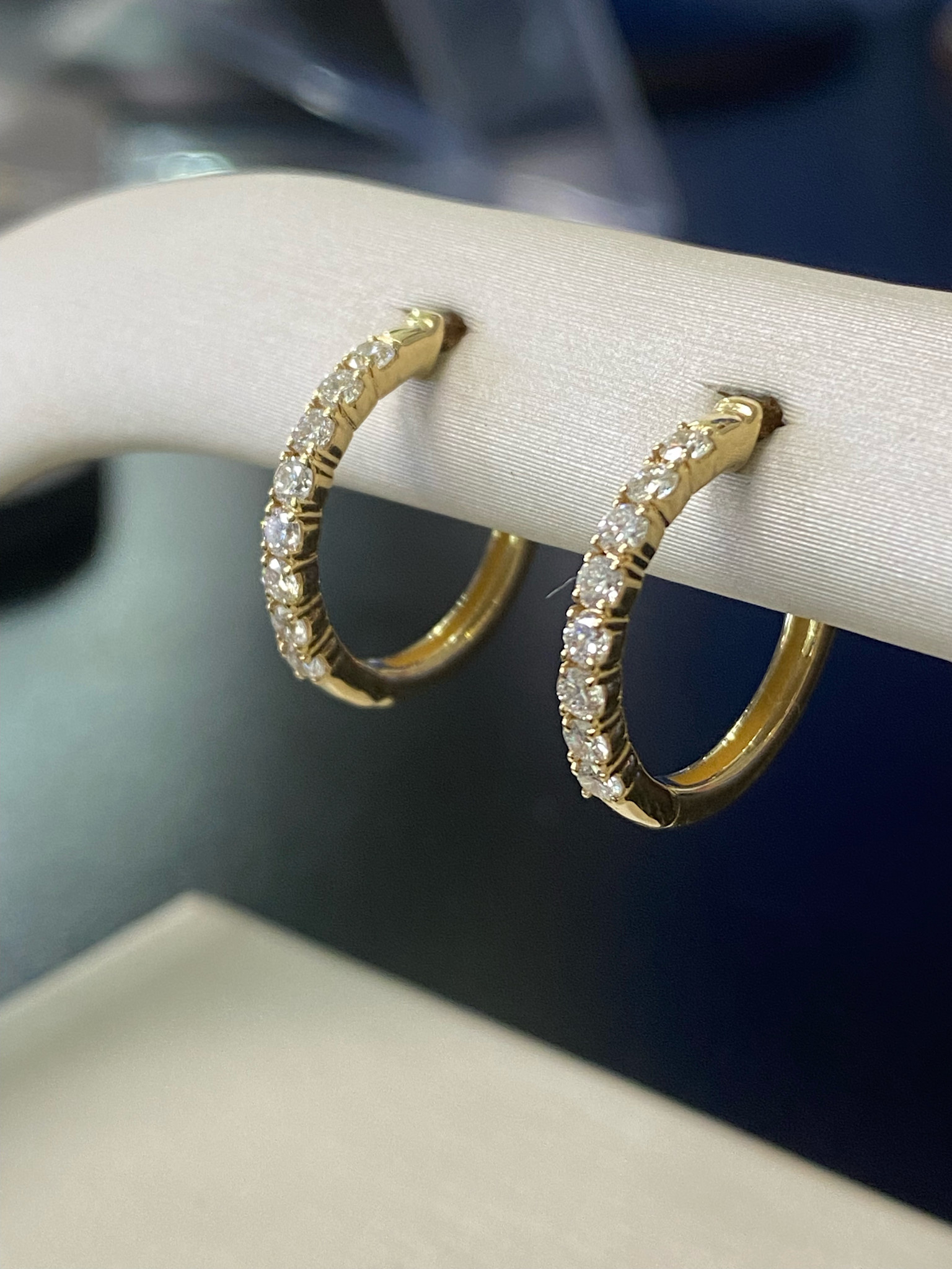 14KY 0.50CT LG Diamond Hoops