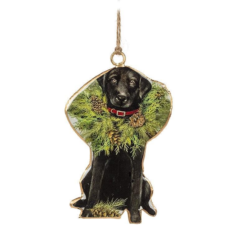 Dog with wreath ornament/ ornement chien avec couronne de Noël autour du cou