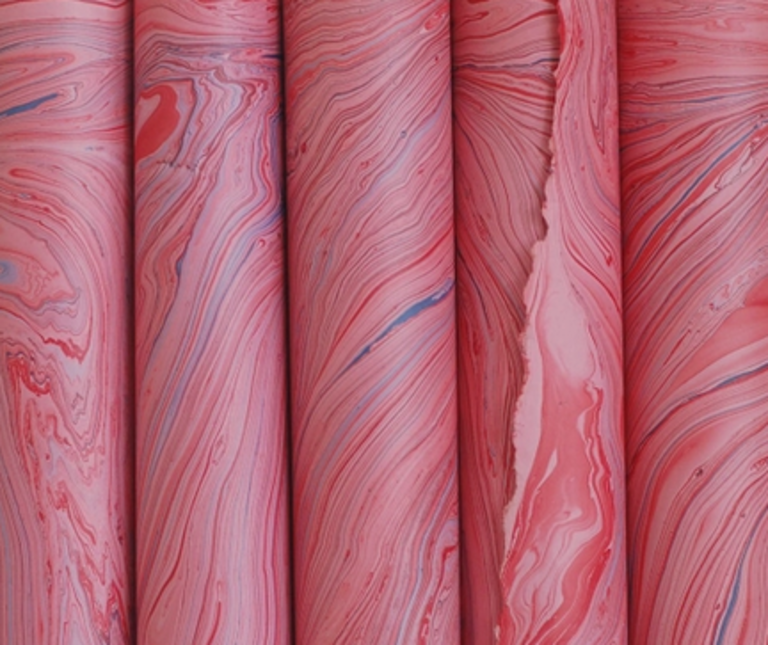 Hot Pink Marble Wrap Sheet