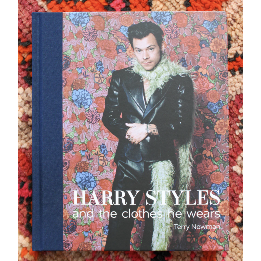 Harry Styles and The Clothes He Wears Book