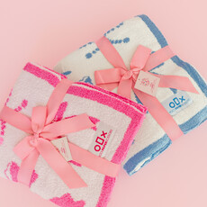 Cozy Pink Bow Luxury Throw Blanket
