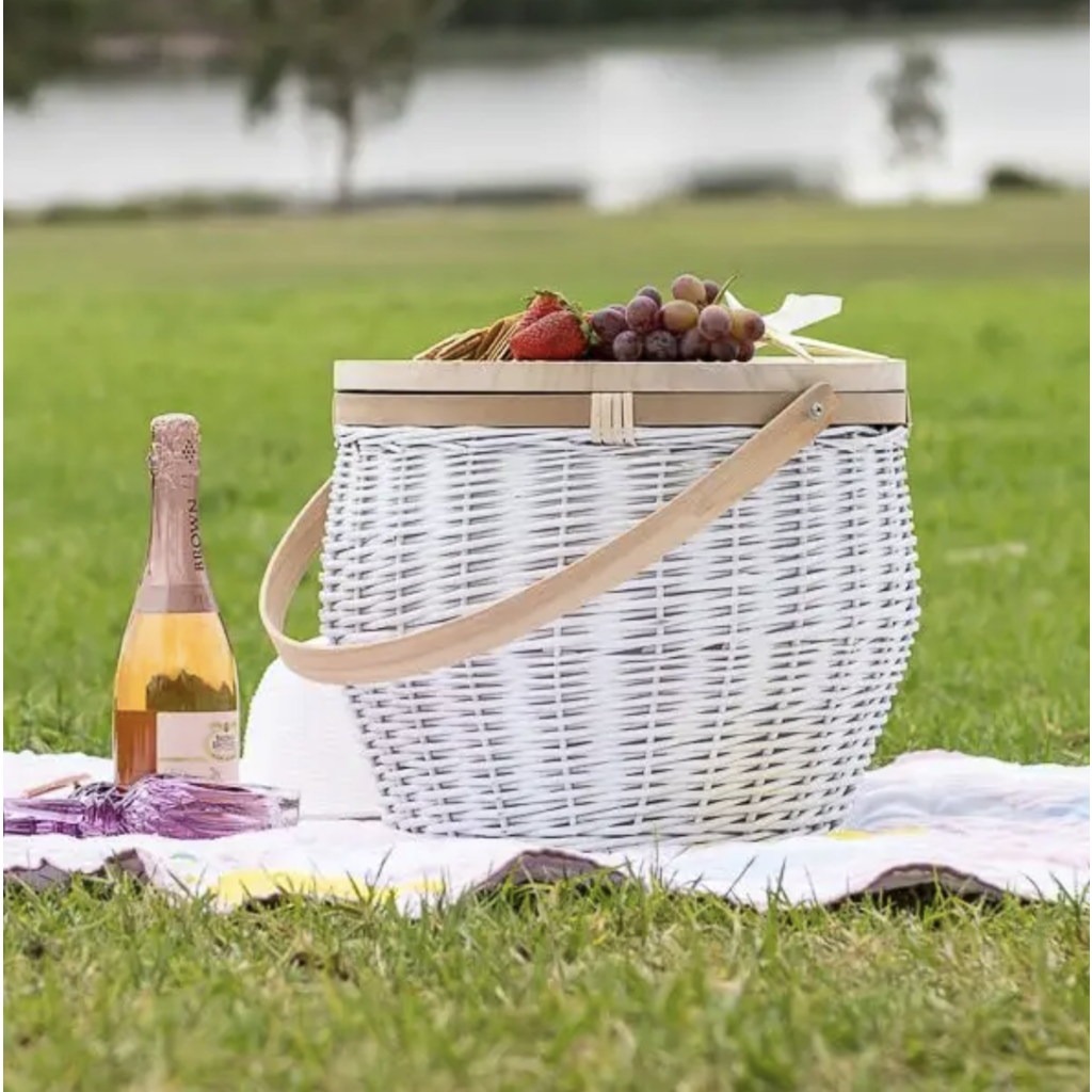 White Colored Wicker Insulated Picnic Basket