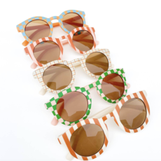 Retro Blush & Green Kids Sunglasses Retro Blush & Green Kids Sunglasses