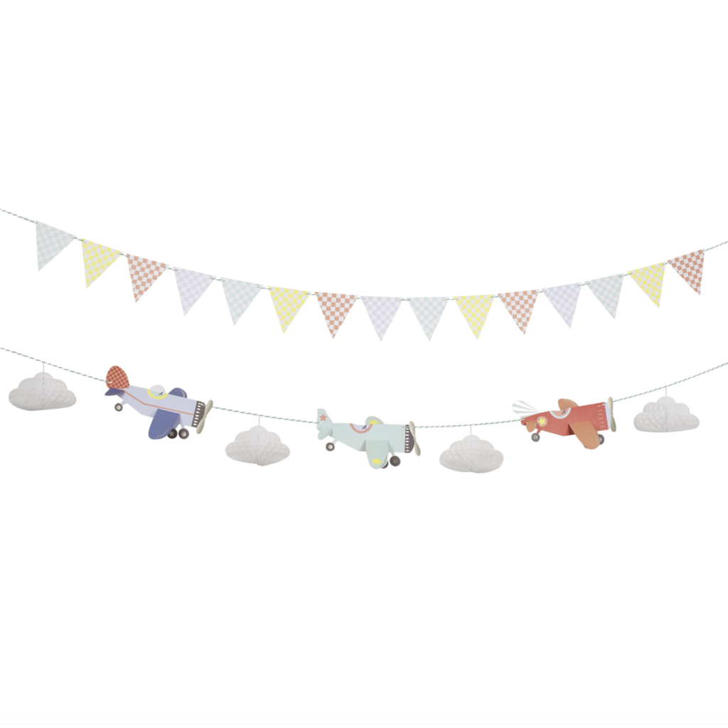 Planes Garland
