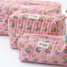 Medium Bubblegum Motif Travel Makup Bag