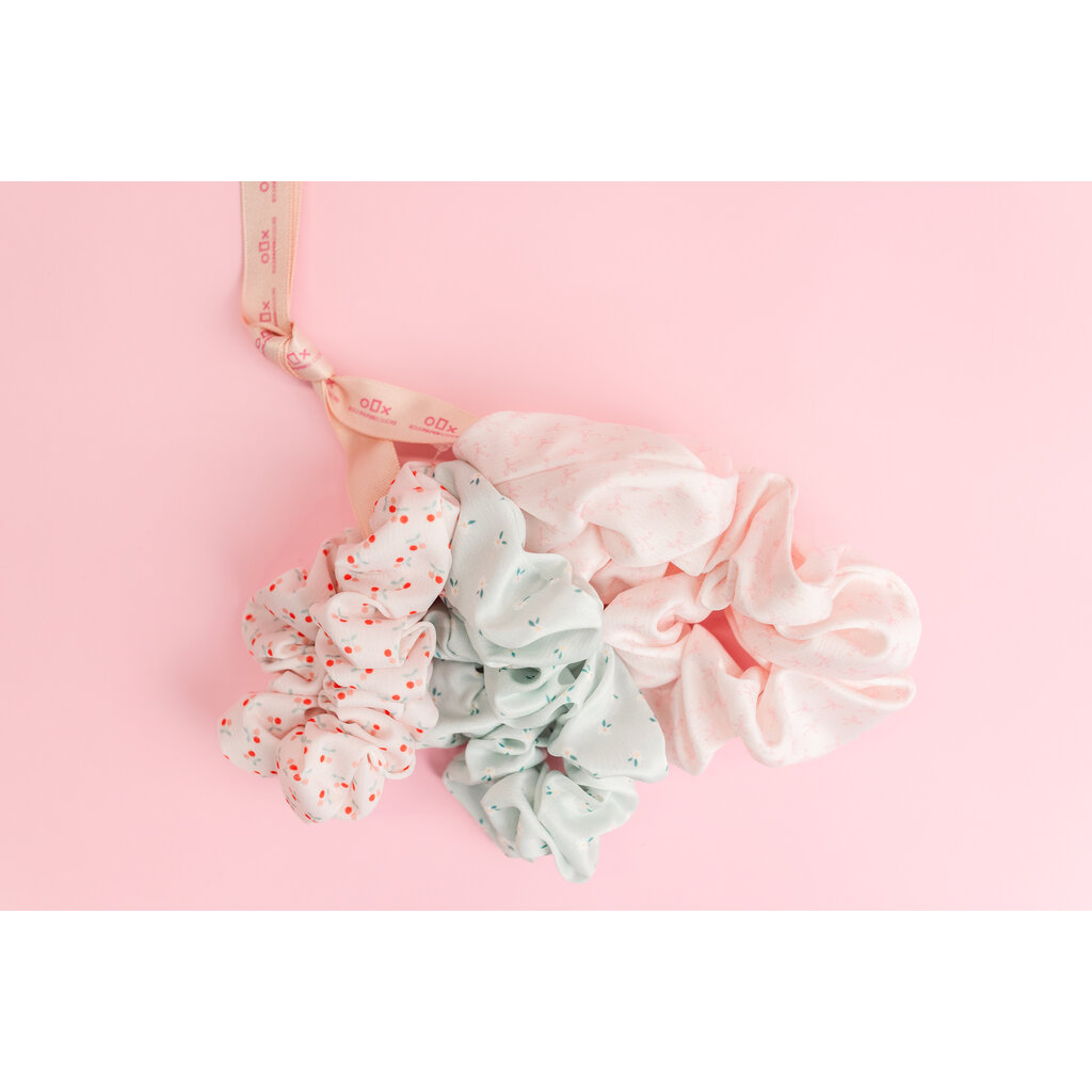 The Darling Details Scrunchie Set of 3