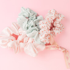 The Darling Details Scrunchie Set of 3