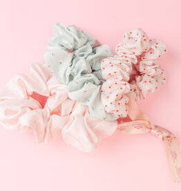 The Darling Details Scrunchie Set of 3