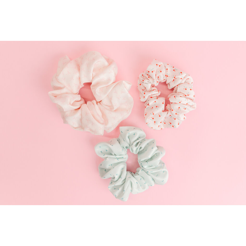 The Darling Details Scrunchie Set of 3