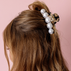Blonde Black Tortoise & Pearls Claw Clip