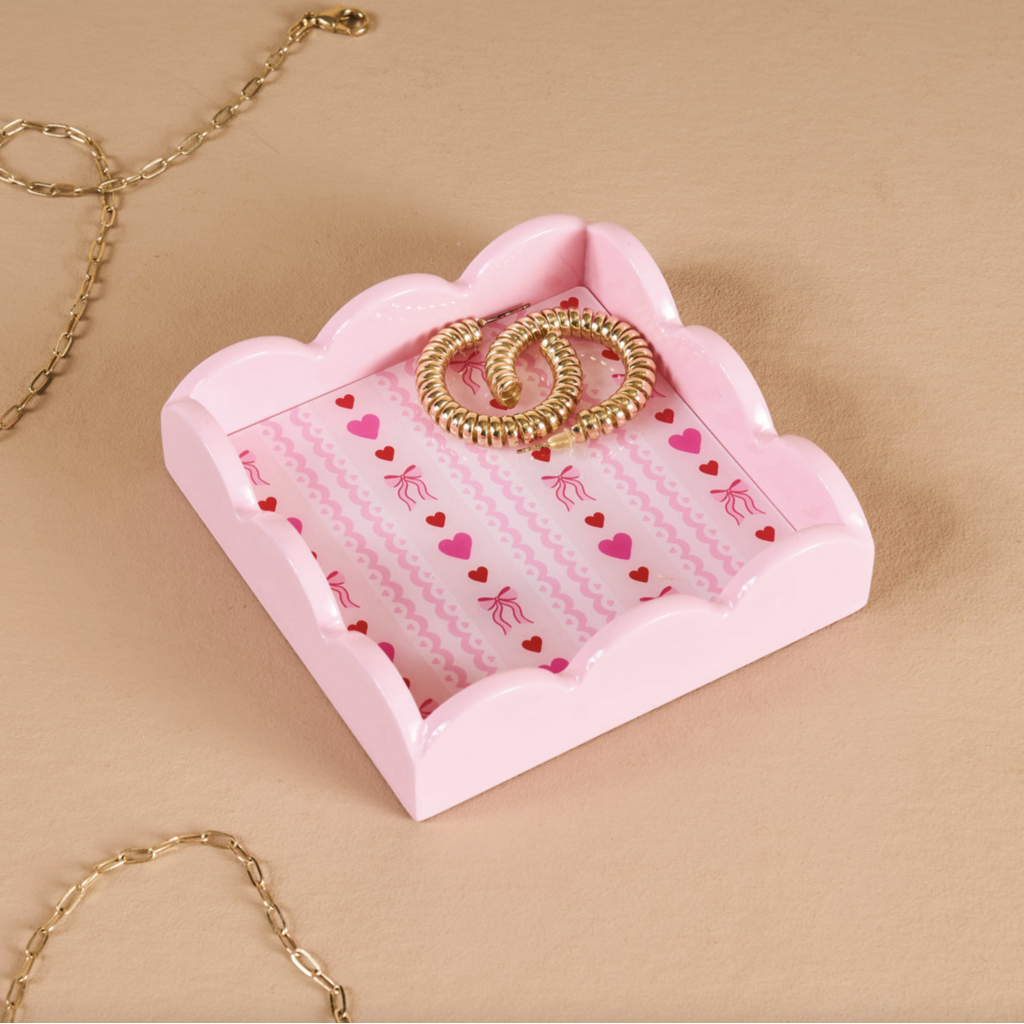 Oh So Lovely Scalloped Trinket Tray