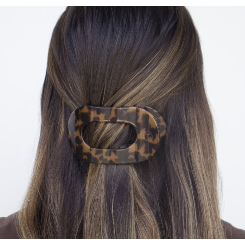Tortoise Medium Flat Round Hair Clip