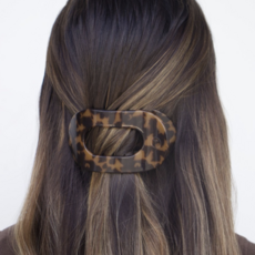 Tortoise Medium Flat Round Hair Clip