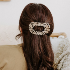 Blonde Tortoise Large Flat Round Hair Clip