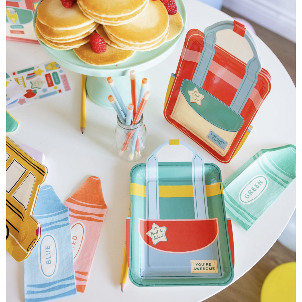 Backpack Shaped Plate Set