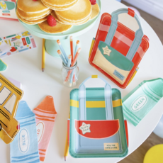 Backpack Shaped Plate Set