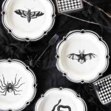 Black Bracket Edge Paper Plates