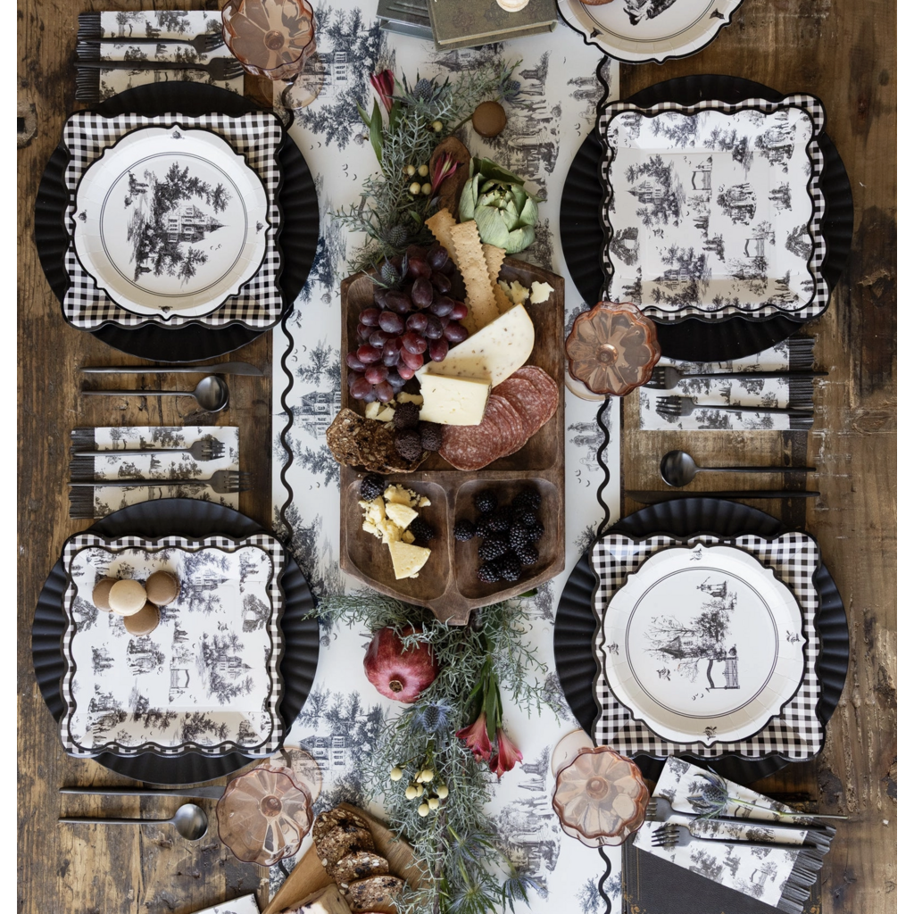Halloween Scenes Plates Set