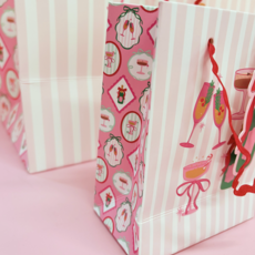 Pop Fizz Cocktail Christmas Gift Bag