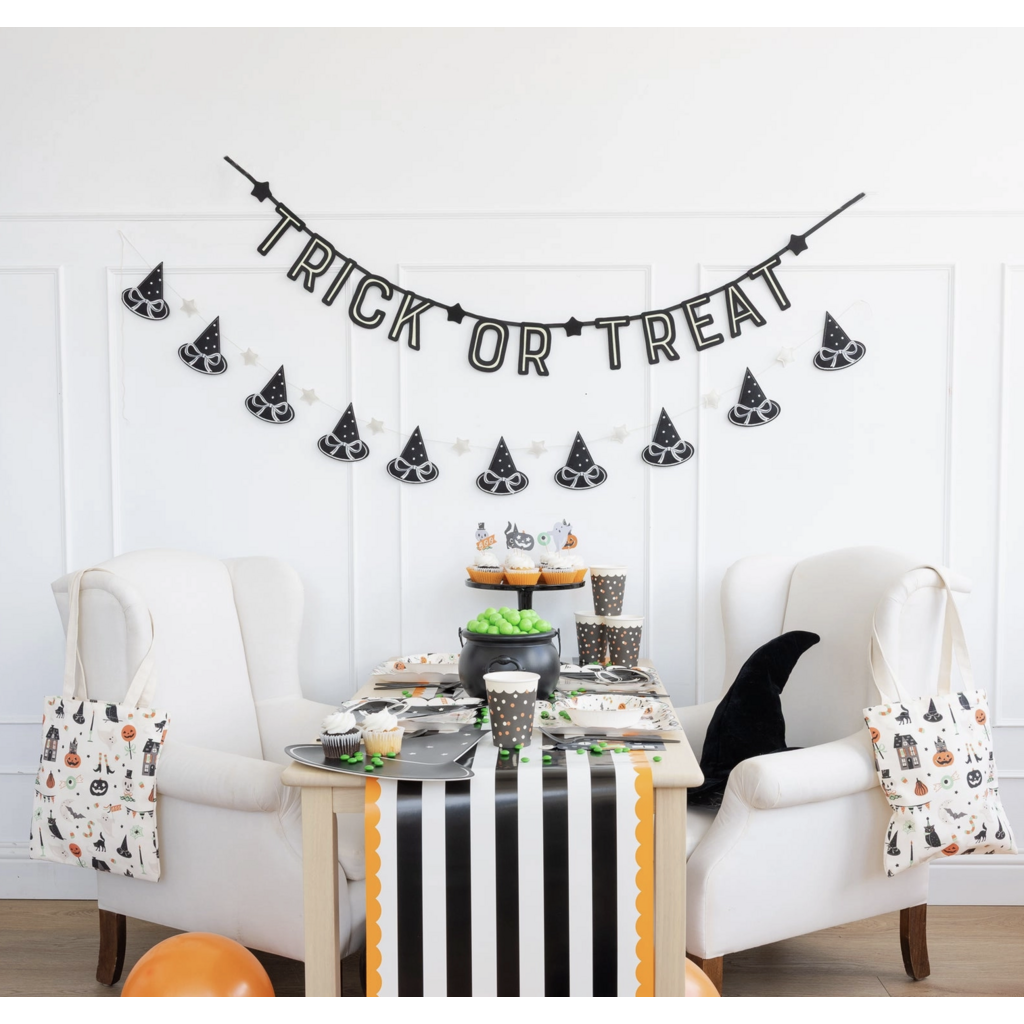 Puffy Felt Witch Hats Banner