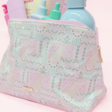 Large Cosmetic Wipeable Pouch with Zipper - Patchwork Floral